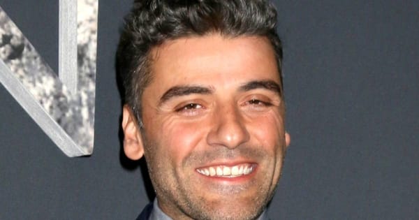 Oscar Isaac's Teeth: Veneers or Natural?