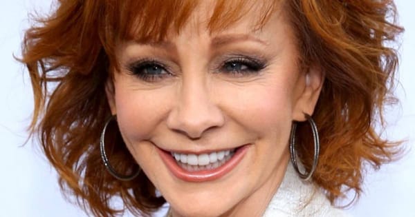 Reba McEntire's Teeth: A Look at Her Dental Transformation